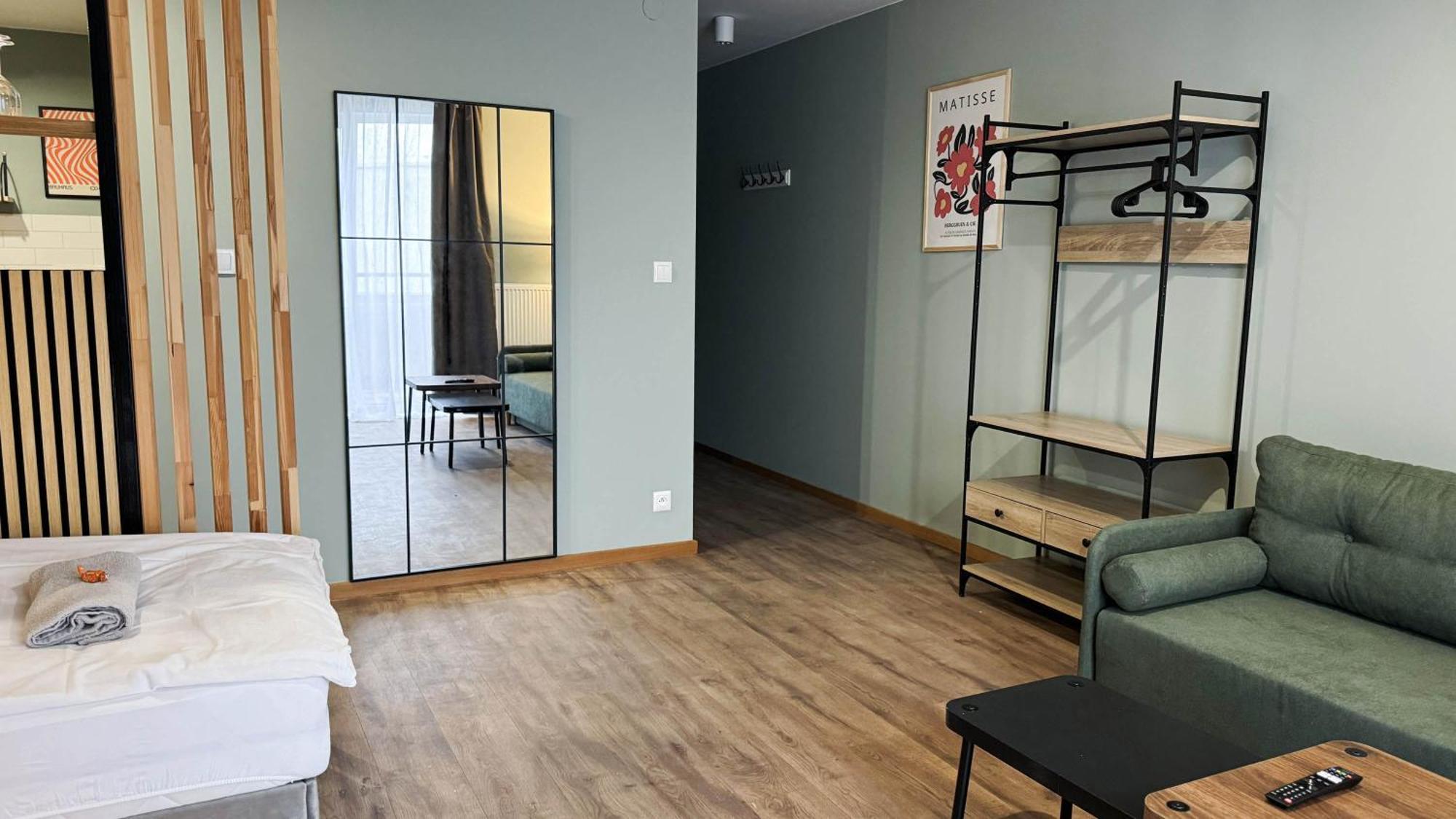 With Balcony - Free Parking Apartament *